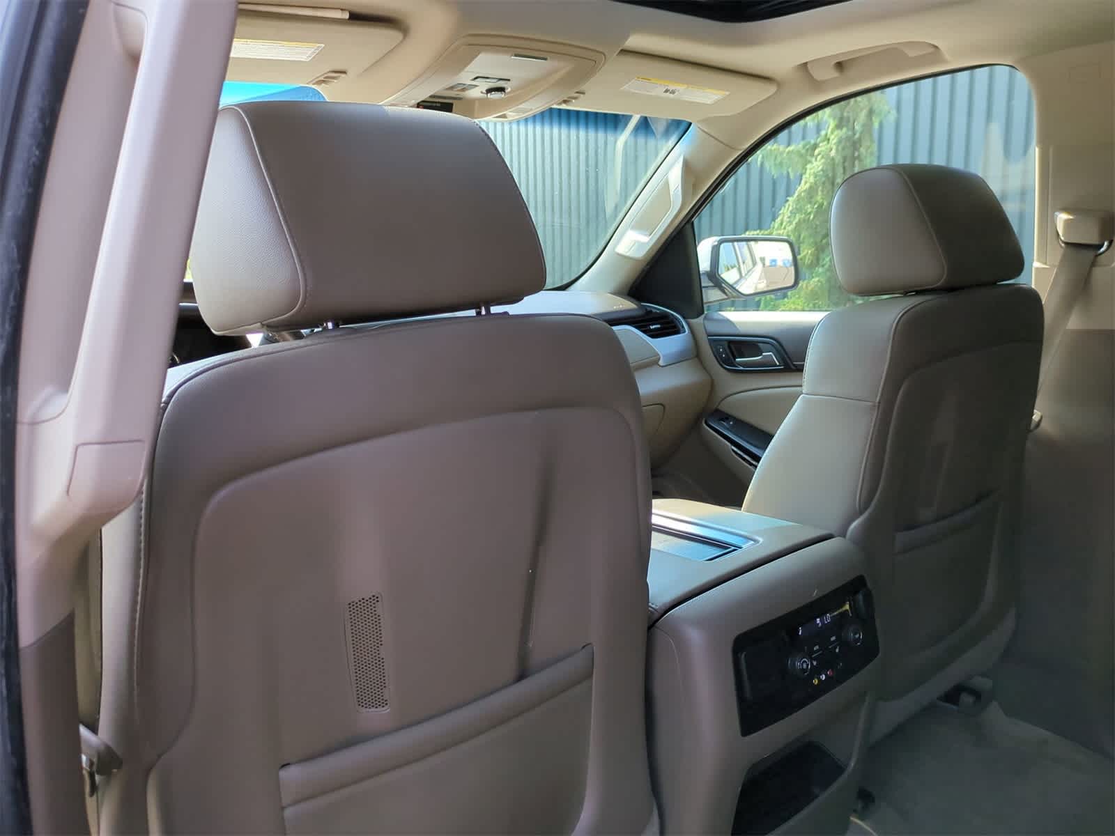 Thumbnail: 2015 GMC Yukon XL - 18