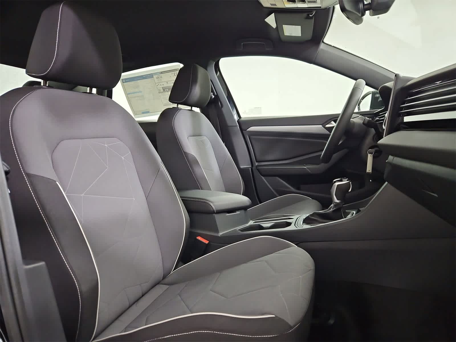 Thumbnail: 2026 Volkswagen Jetta - 21