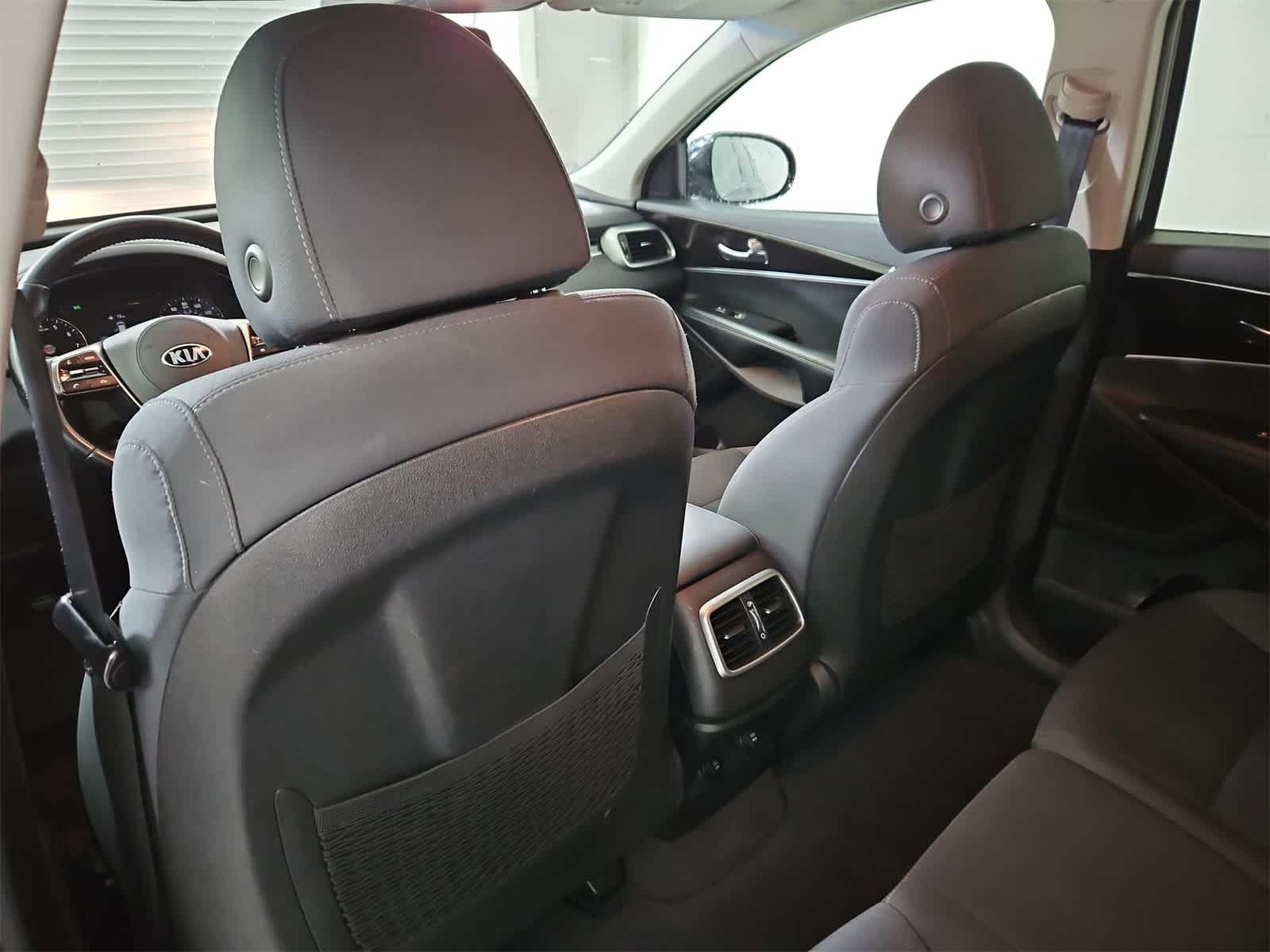 Thumbnail: 2019 Kia Sorento - 18