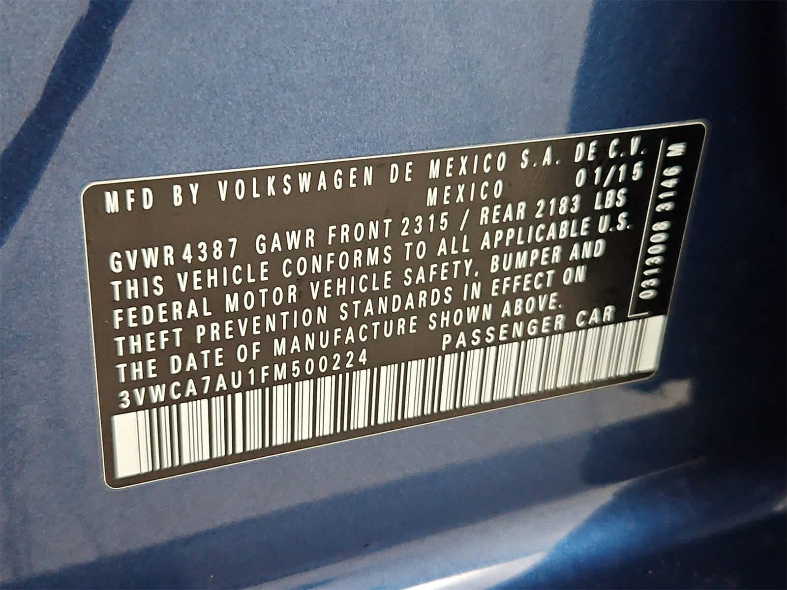 2015 Volkswagen e-Golf SE 38