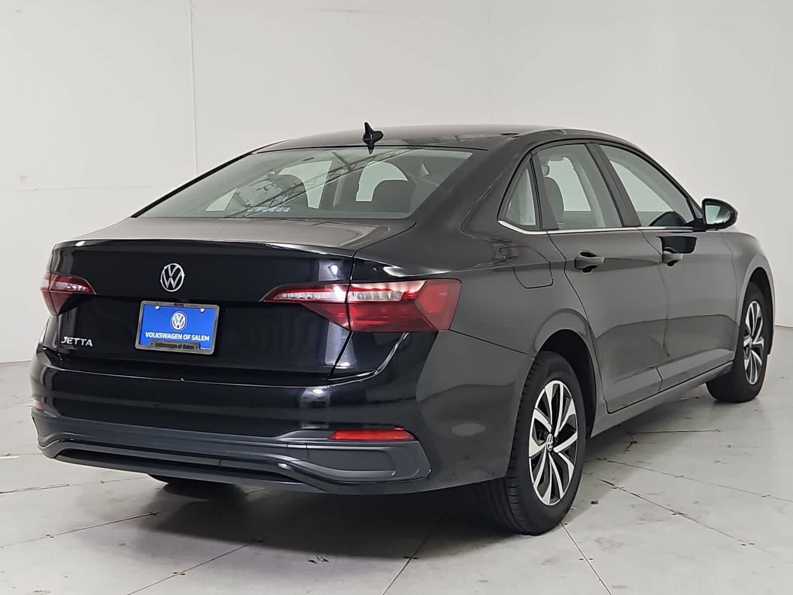 Thumbnail: 2024 Volkswagen Jetta - 6