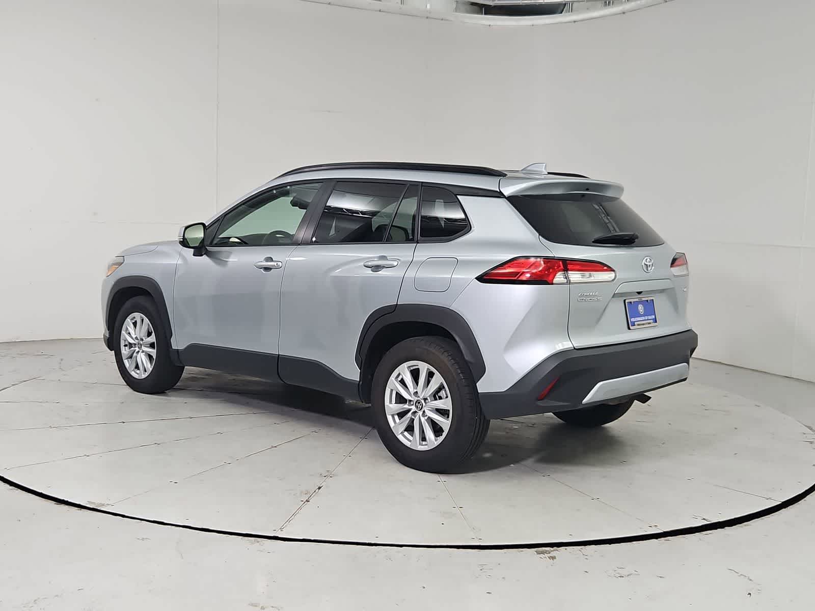 Thumbnail: 2023 Toyota Corolla Cross - 3