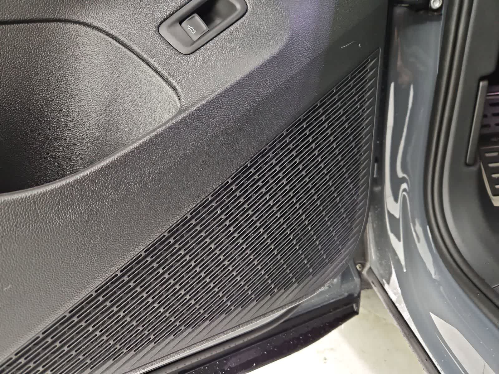 Thumbnail: 2026 Volkswagen Atlas - 32