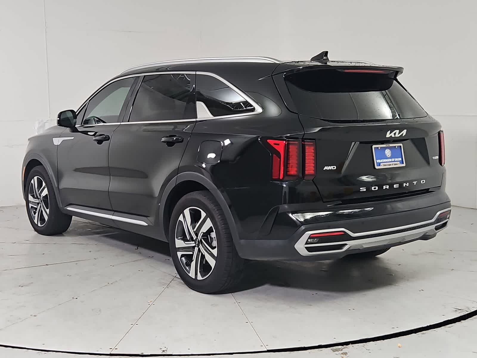 Thumbnail: 2022 Kia Sorento - 4