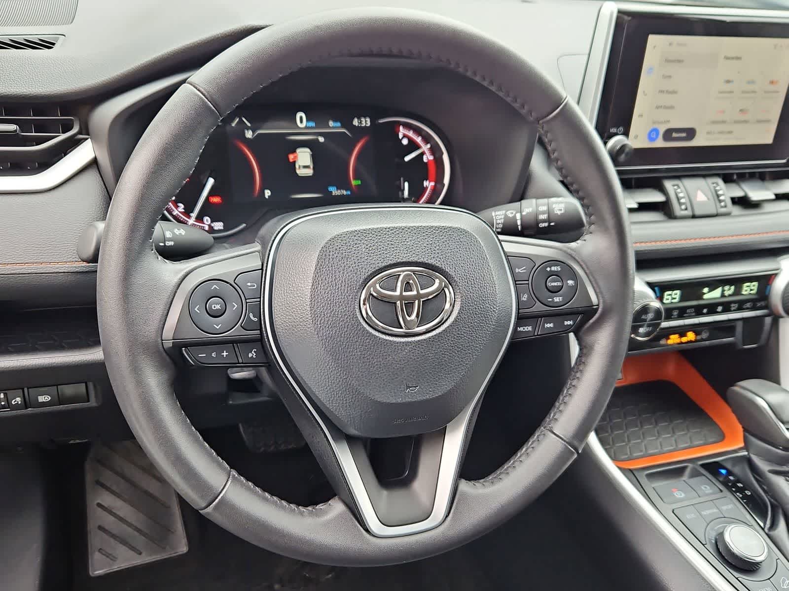 Thumbnail: 2024 Toyota RAV4 - 22