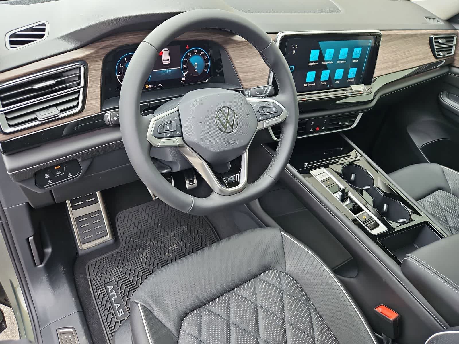 Thumbnail: 2026 Volkswagen Atlas - 2