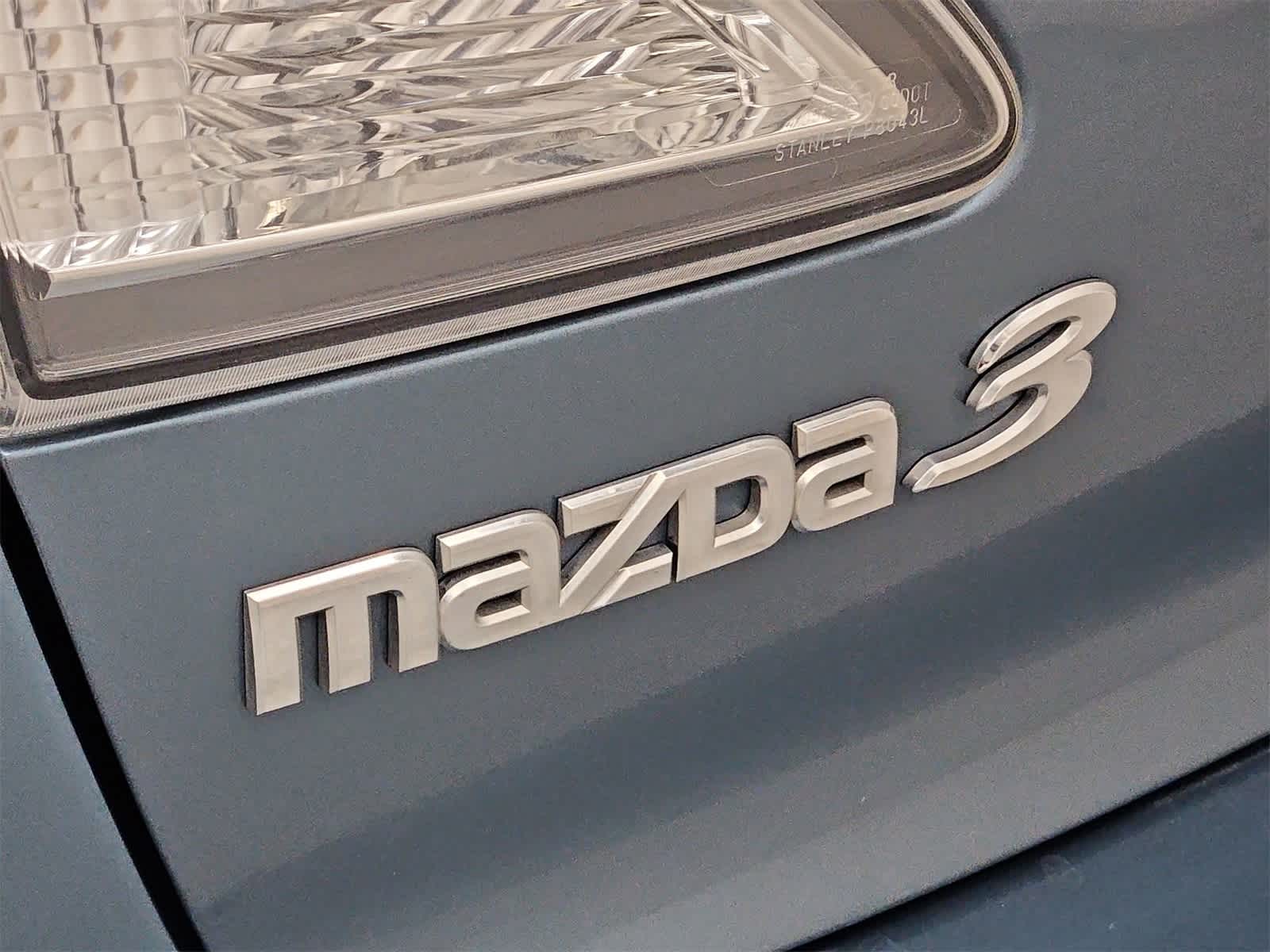 Thumbnail: 2011 Mazda Mazda3 - 11