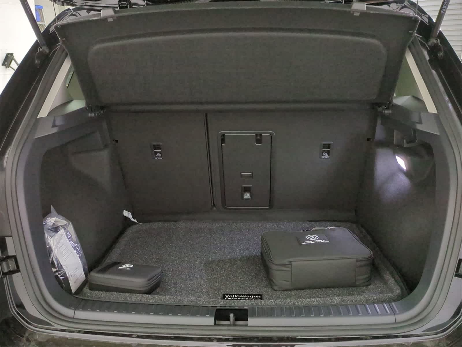 Thumbnail: 2025 Volkswagen Taos - 35