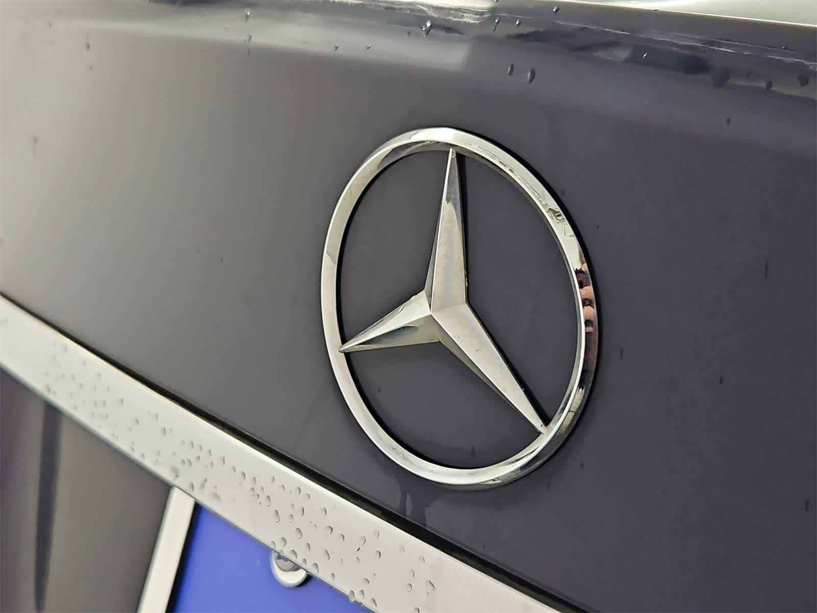 Thumbnail: 2013 Mercedes-Benz C-Class - 11