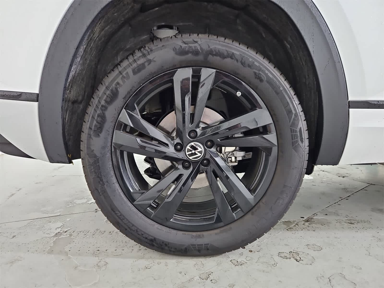 Thumbnail: 2025 Volkswagen Atlas - 13