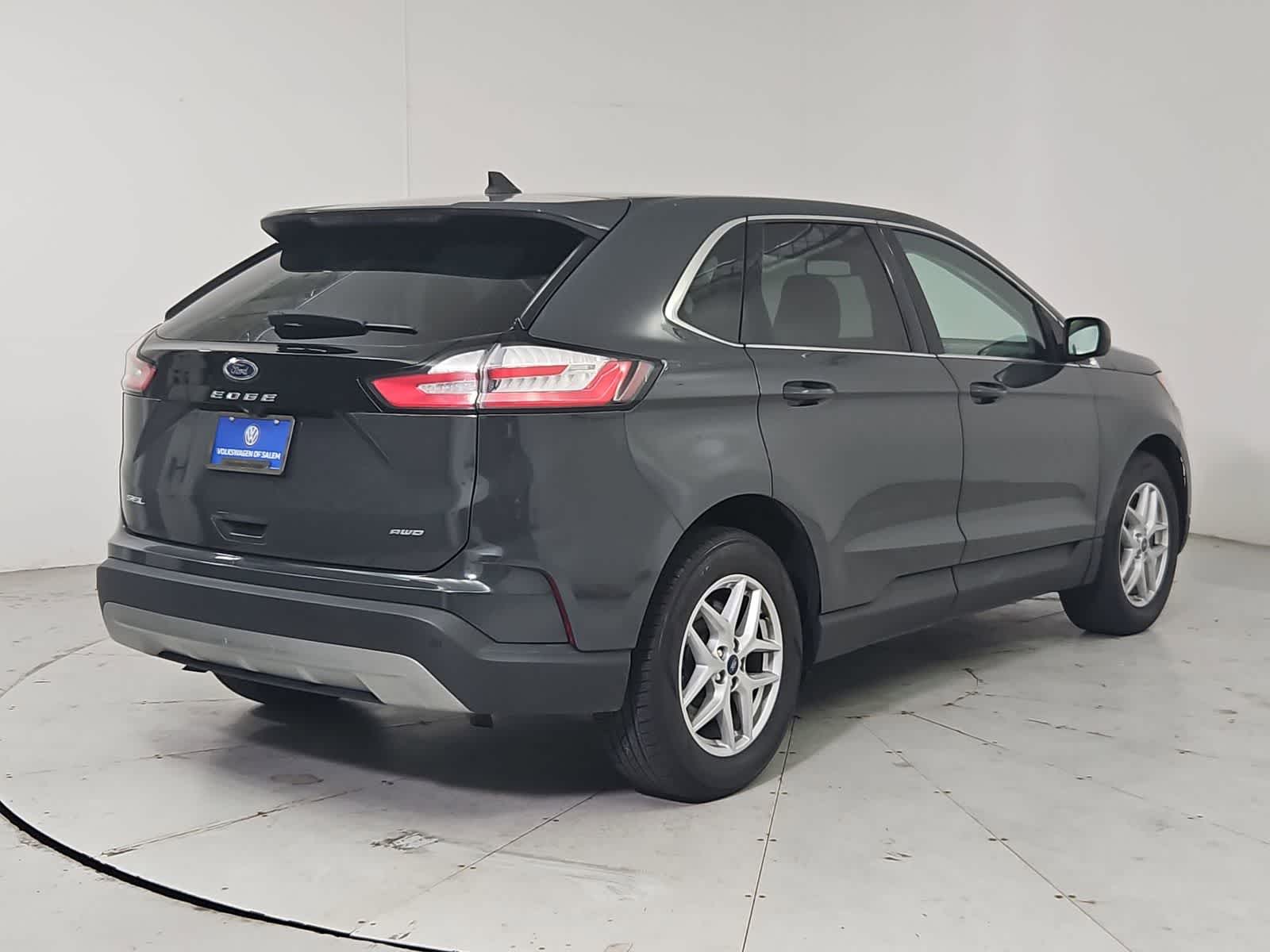 Thumbnail: 2021 Ford Edge - 6