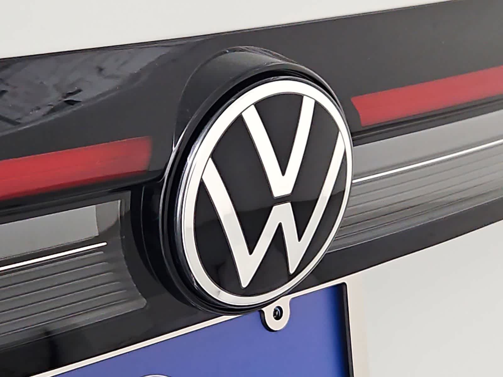 Thumbnail: 2026 Volkswagen Taos - 11