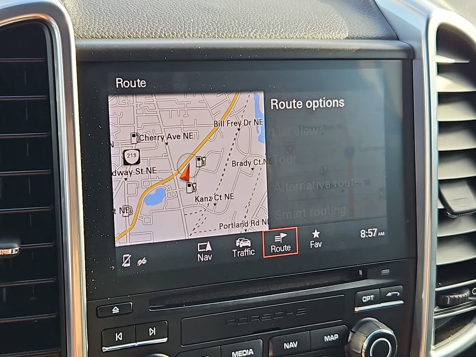 Thumbnail: 2018 Porsche Cayenne - 29