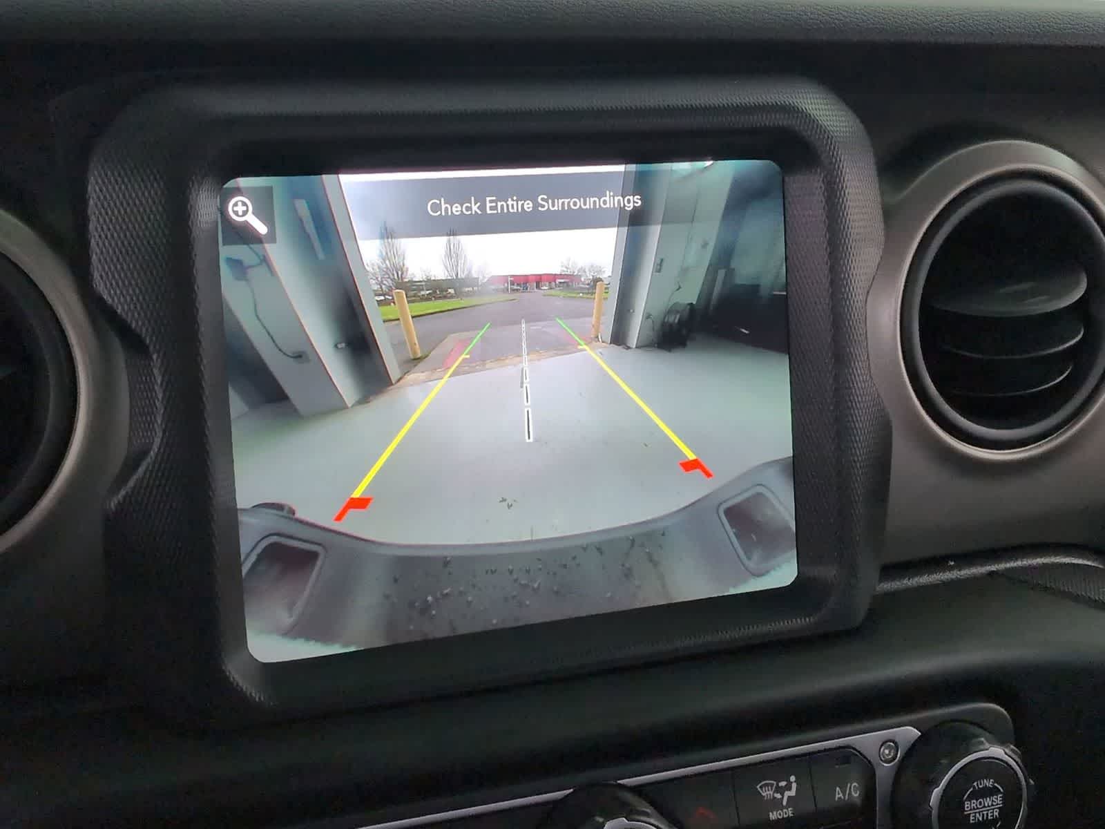 Thumbnail: 2021 Jeep Gladiator - 29