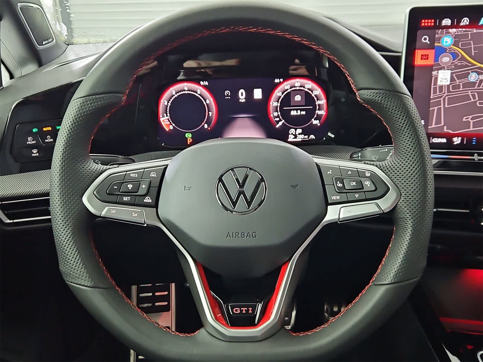 Thumbnail: 2025 Volkswagen Golf - 24