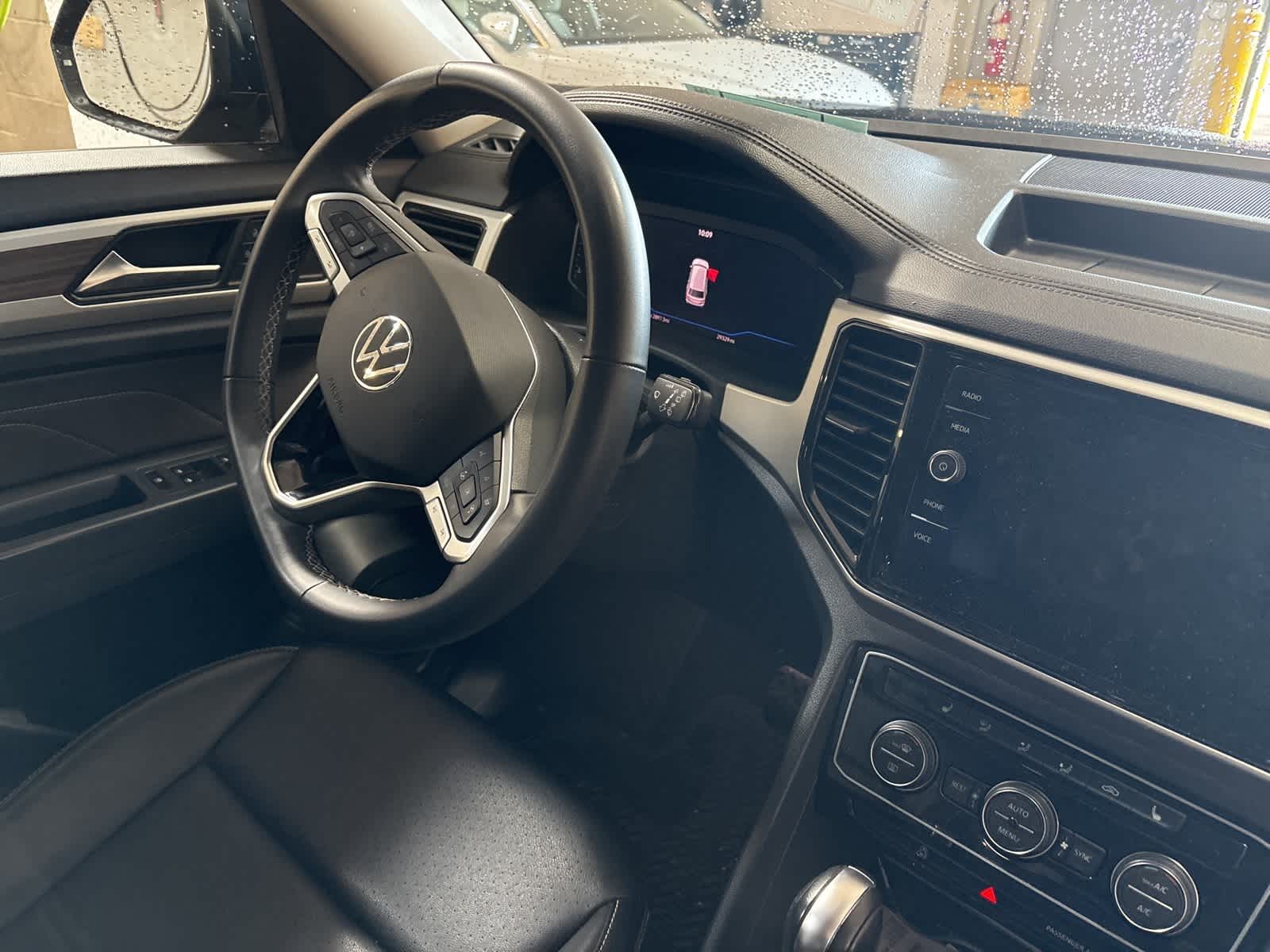 Thumbnail: 2021 Volkswagen Atlas - 7