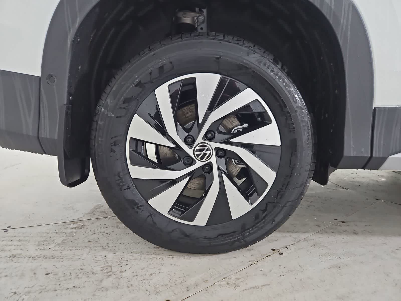 Thumbnail: 2026 Volkswagen Tiguan - 13