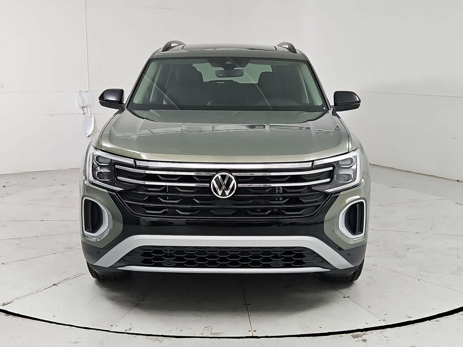Thumbnail: 2026 Volkswagen Atlas - 9