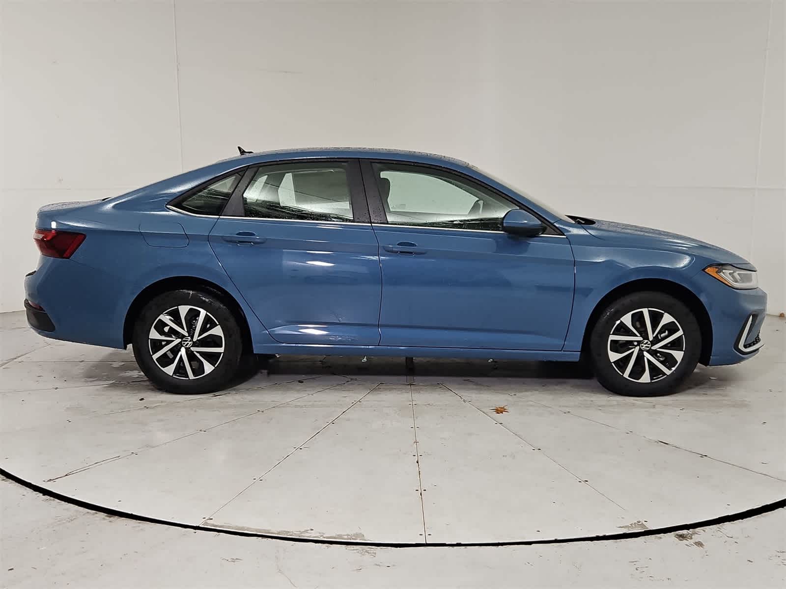 Thumbnail: 2025 Volkswagen Jetta - 7