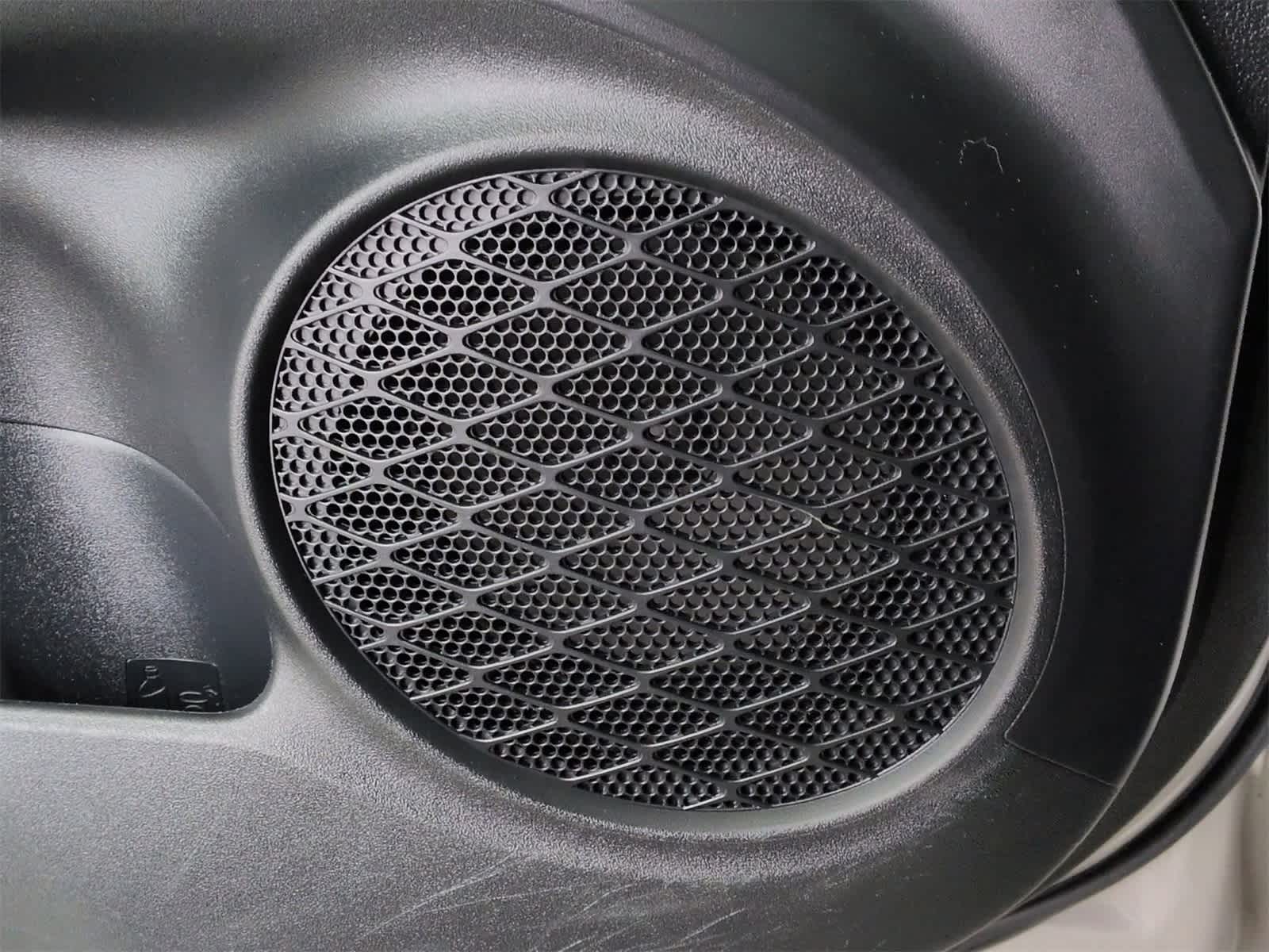 Thumbnail: 2019 Toyota Prius Prime - 30