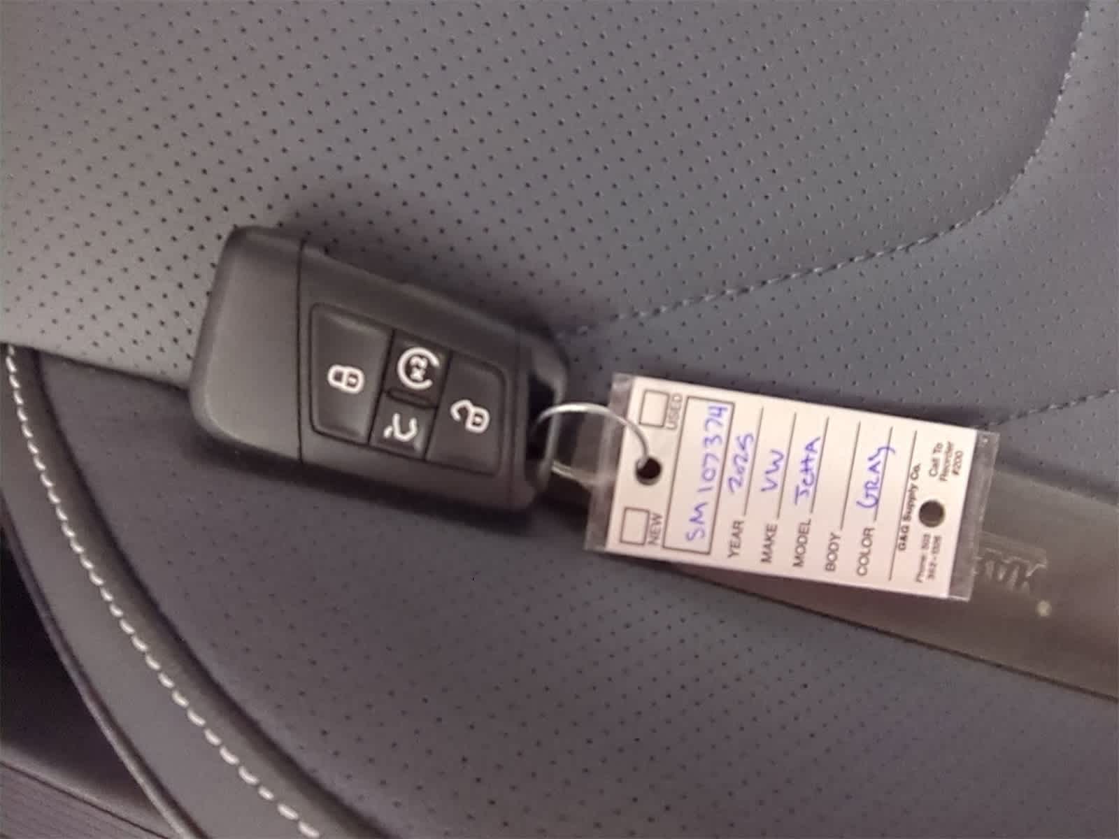 Thumbnail: 2025 Volkswagen Jetta - 36