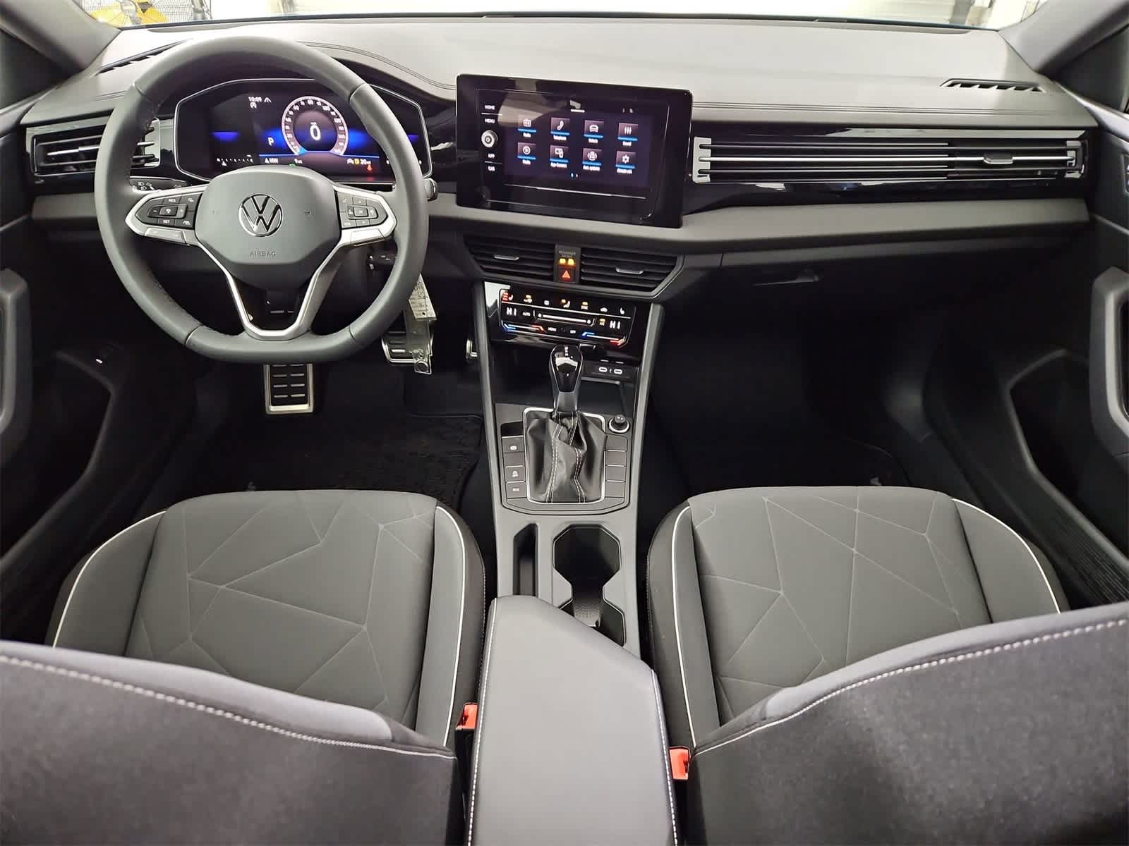 Thumbnail: 2026 Volkswagen Jetta - 15