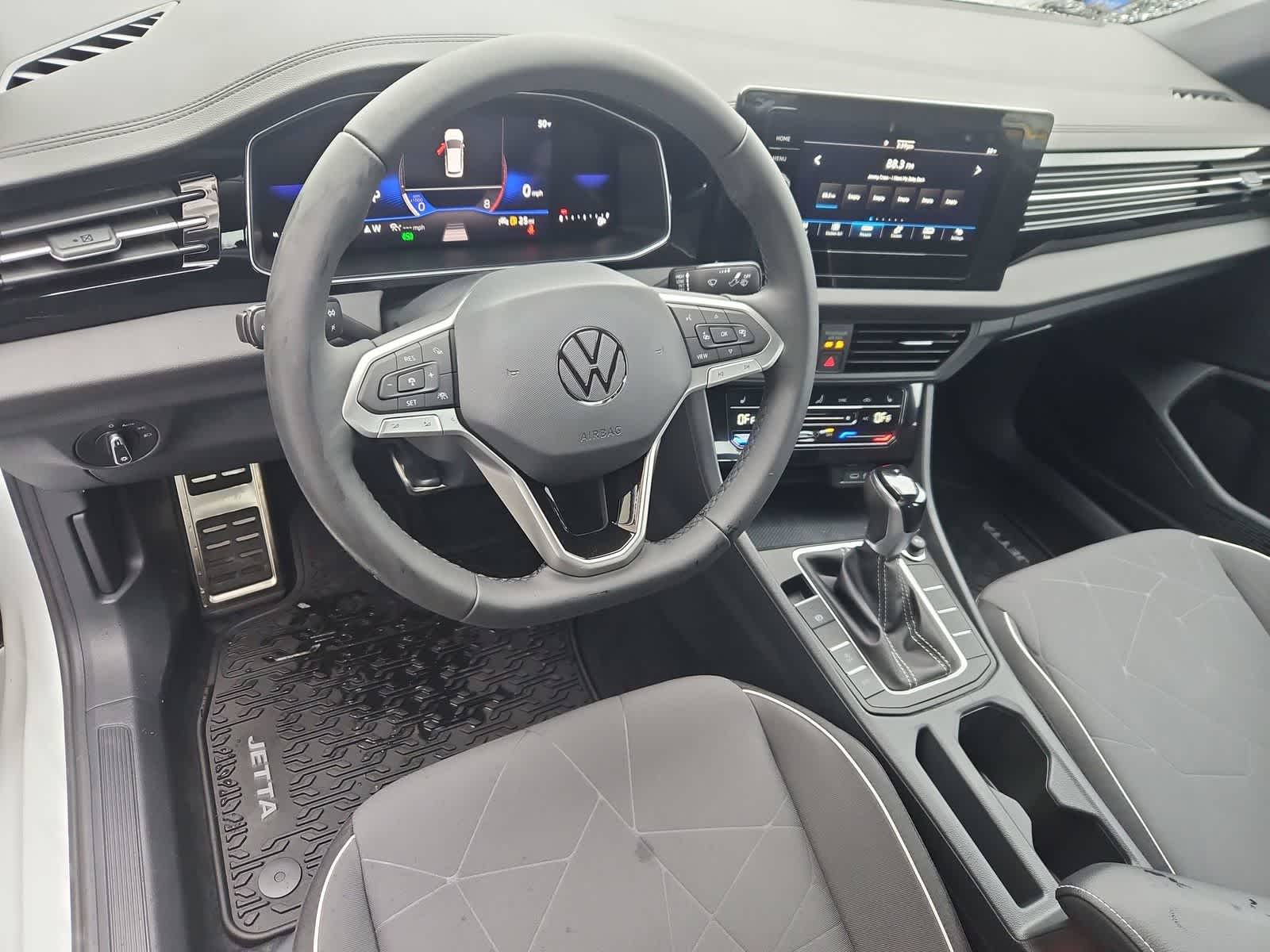 Thumbnail: 2026 Volkswagen Jetta - 2