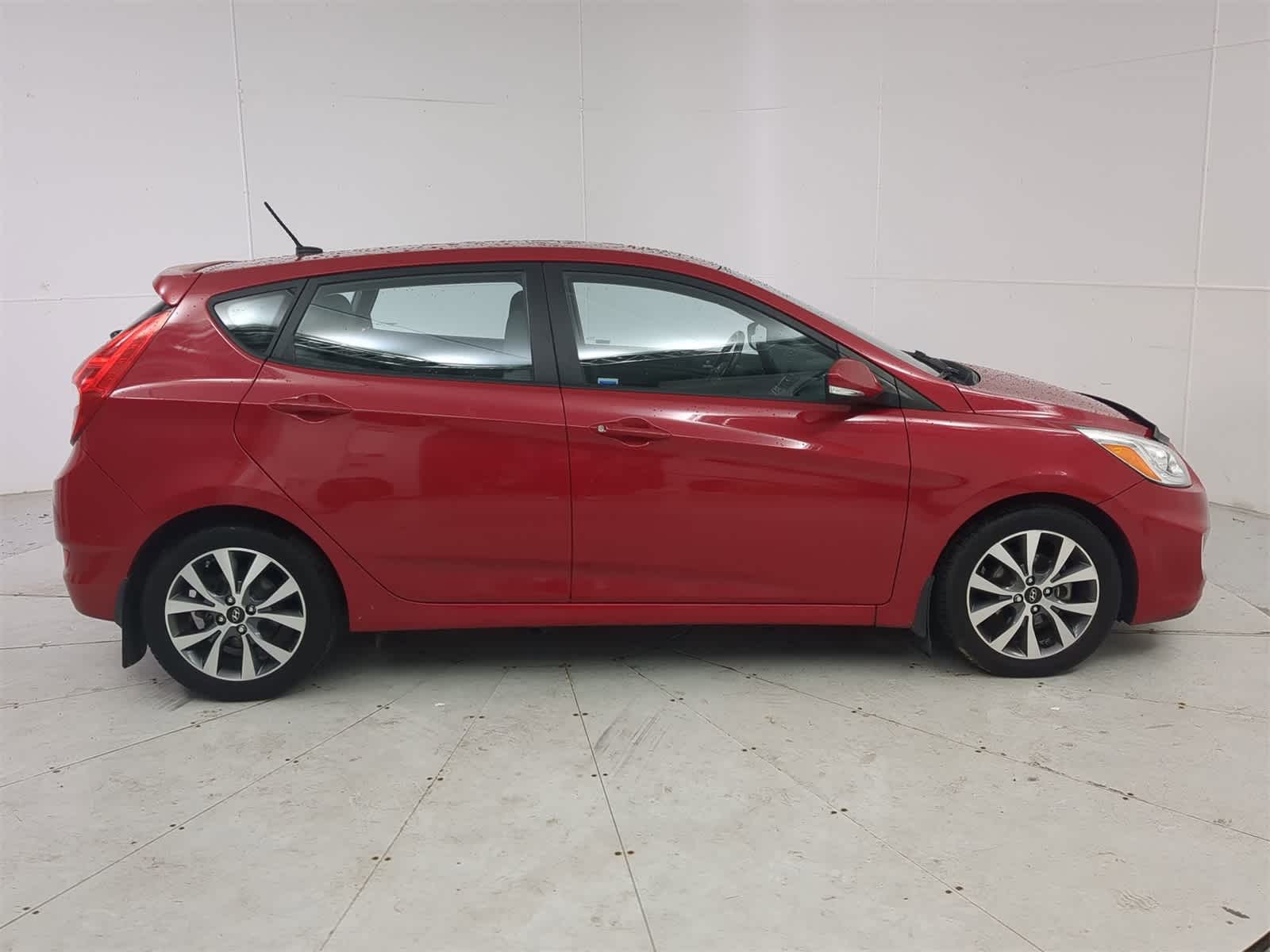 Thumbnail: 2015 Hyundai Accent - 7