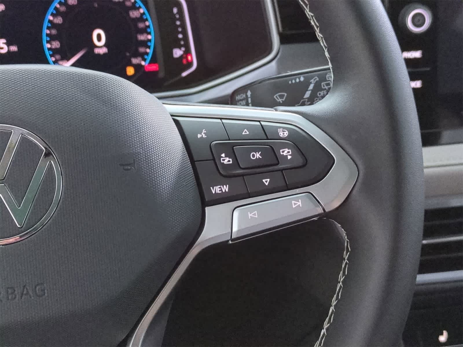 Thumbnail: 2025 Volkswagen Taos - 26