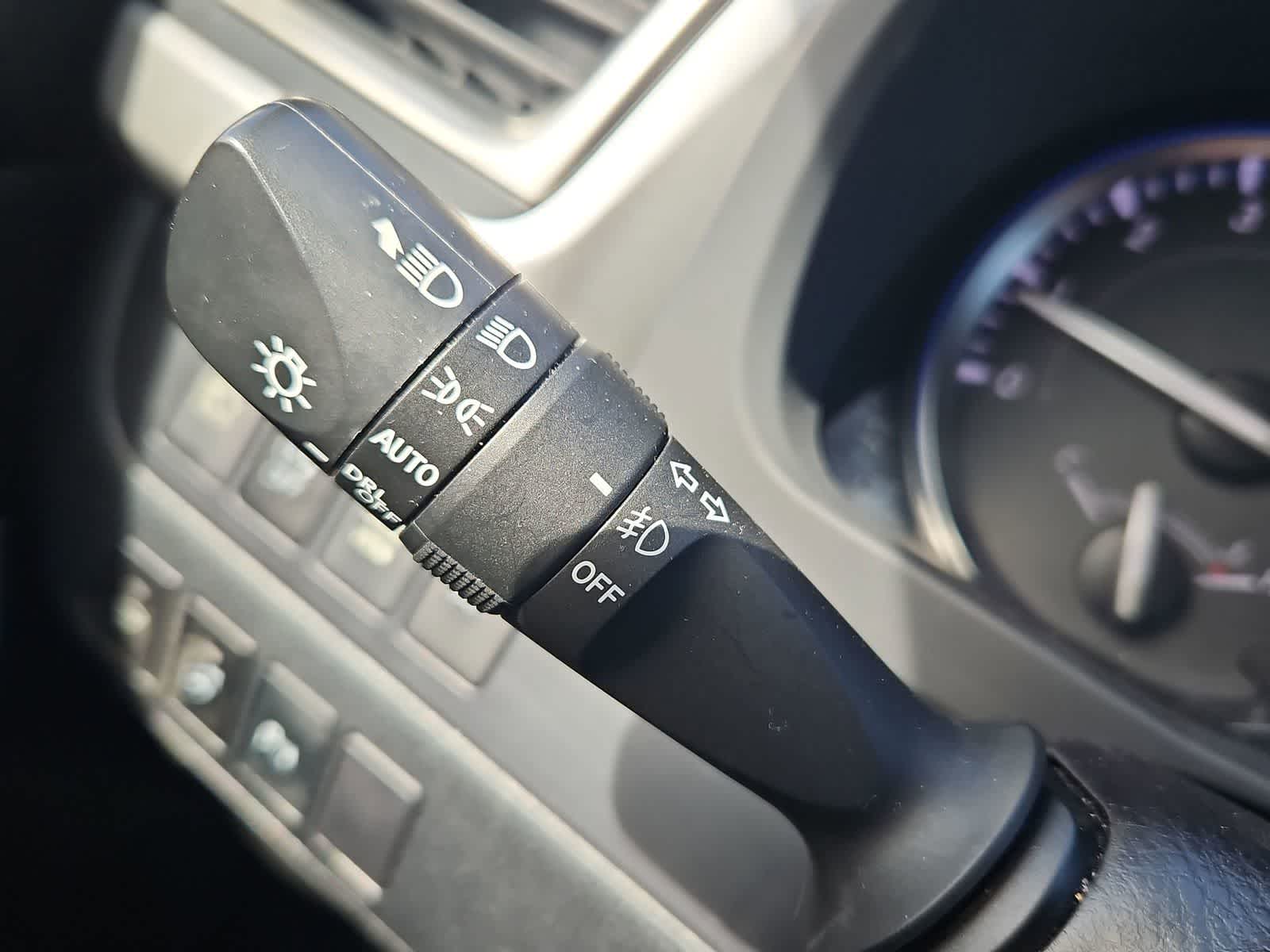Thumbnail: 2019 Toyota Highlander - 27