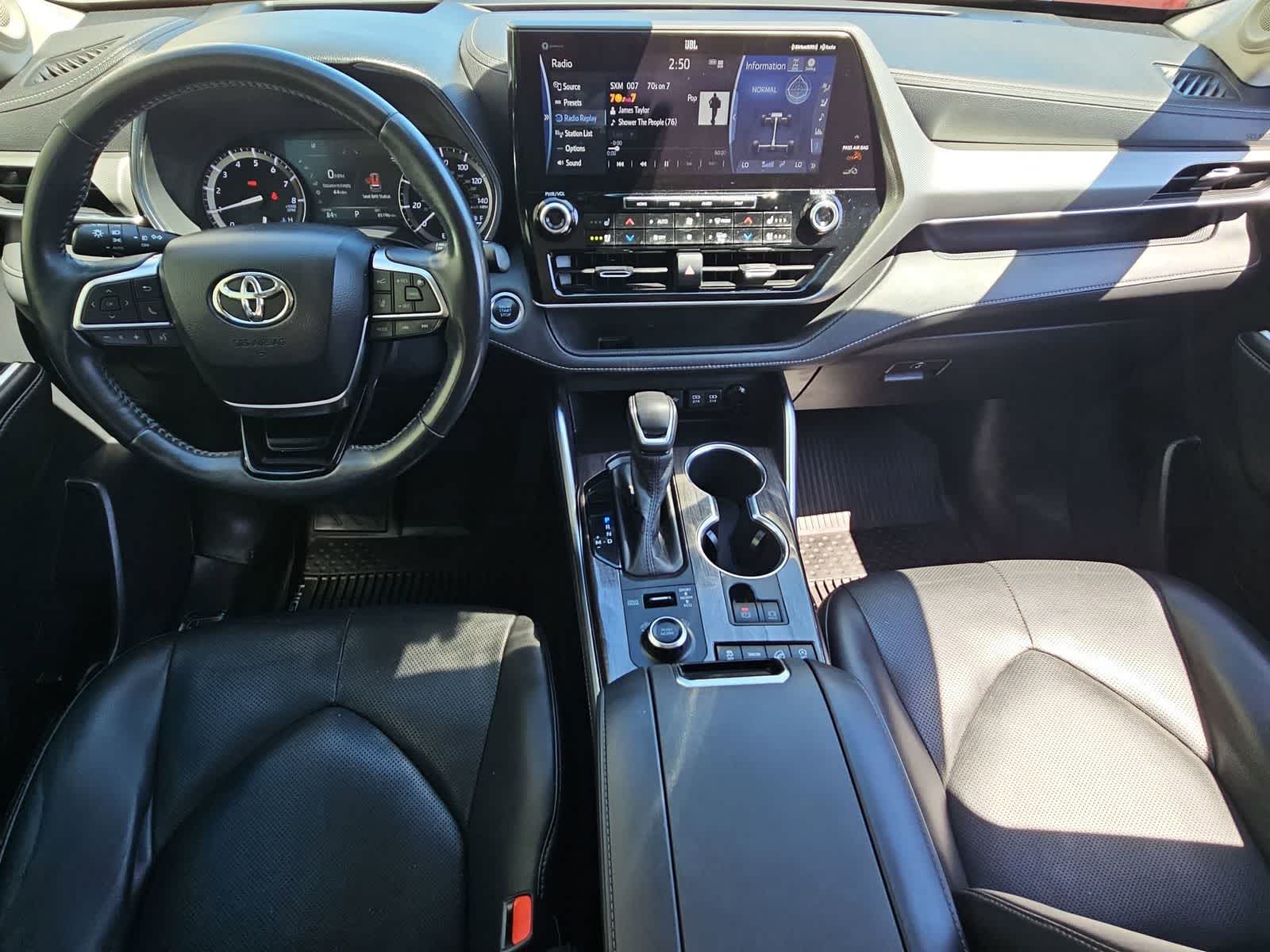 Thumbnail: 2020 Toyota Highlander - 14