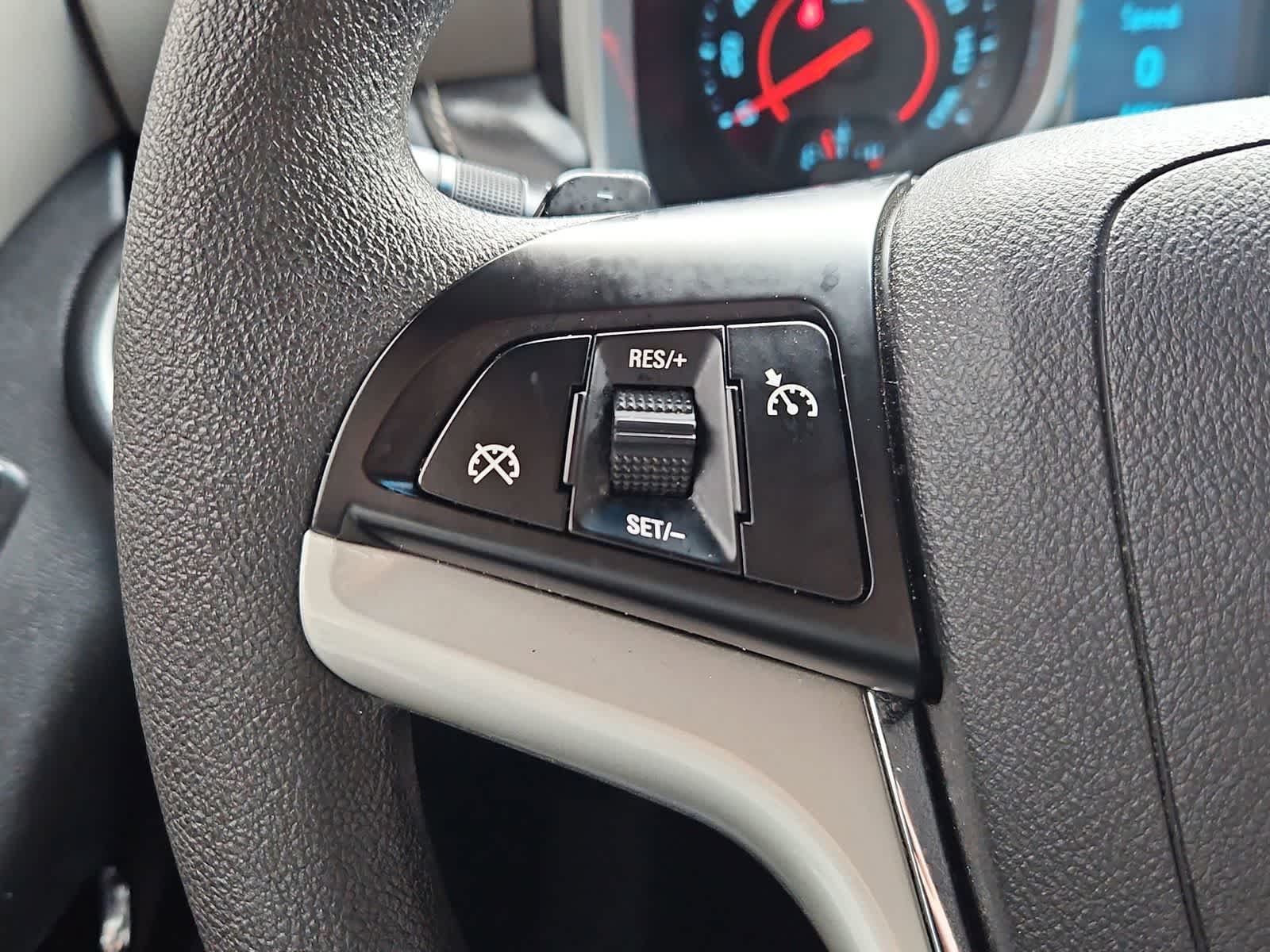 Thumbnail: 2015 Chevrolet Camaro - 23