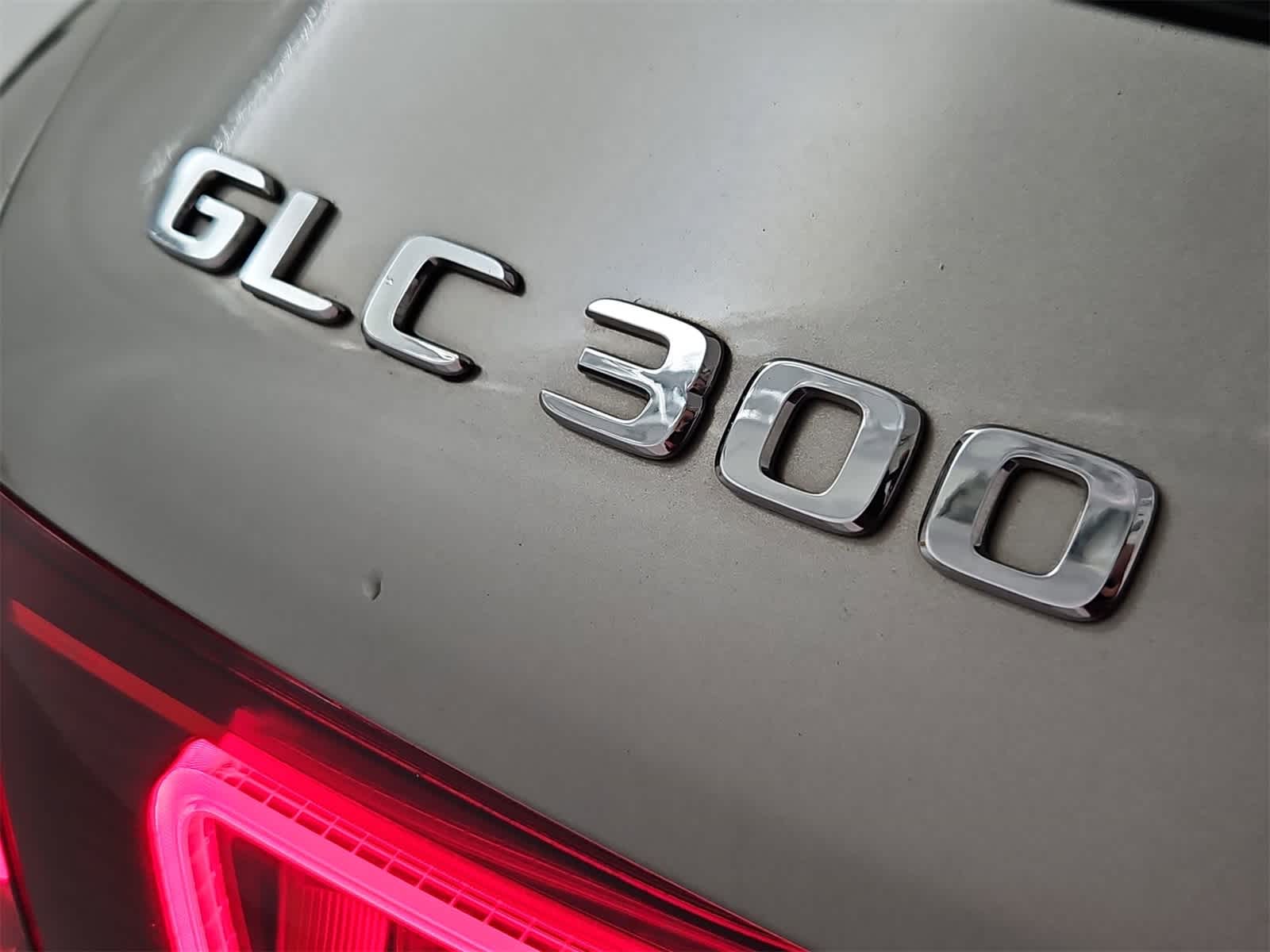 Thumbnail: 2022 Mercedes-Benz GLC - 12