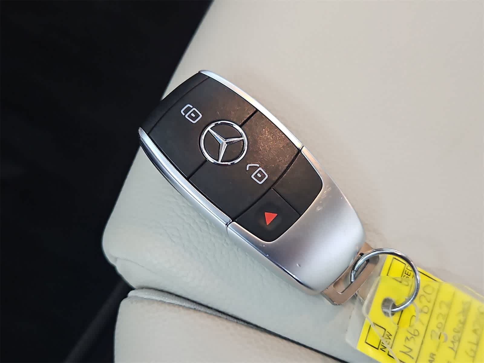 Thumbnail: 2022 Mercedes-Benz GLA - 35