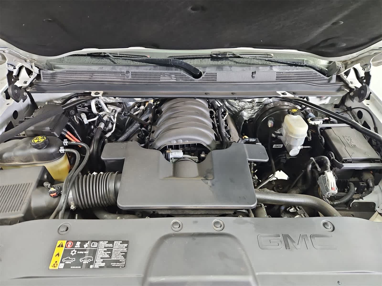 Thumbnail: 2017 GMC Yukon XL - 14