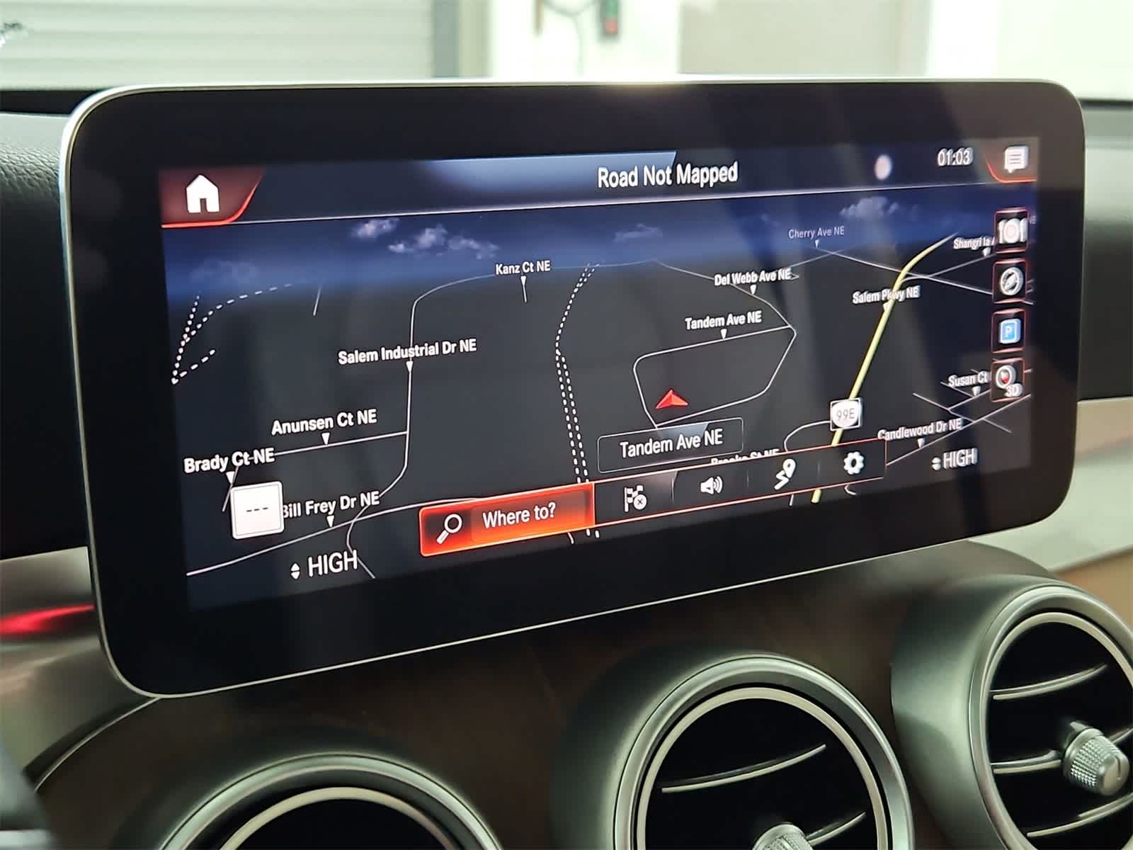 Thumbnail: 2022 Mercedes-Benz GLC - 30