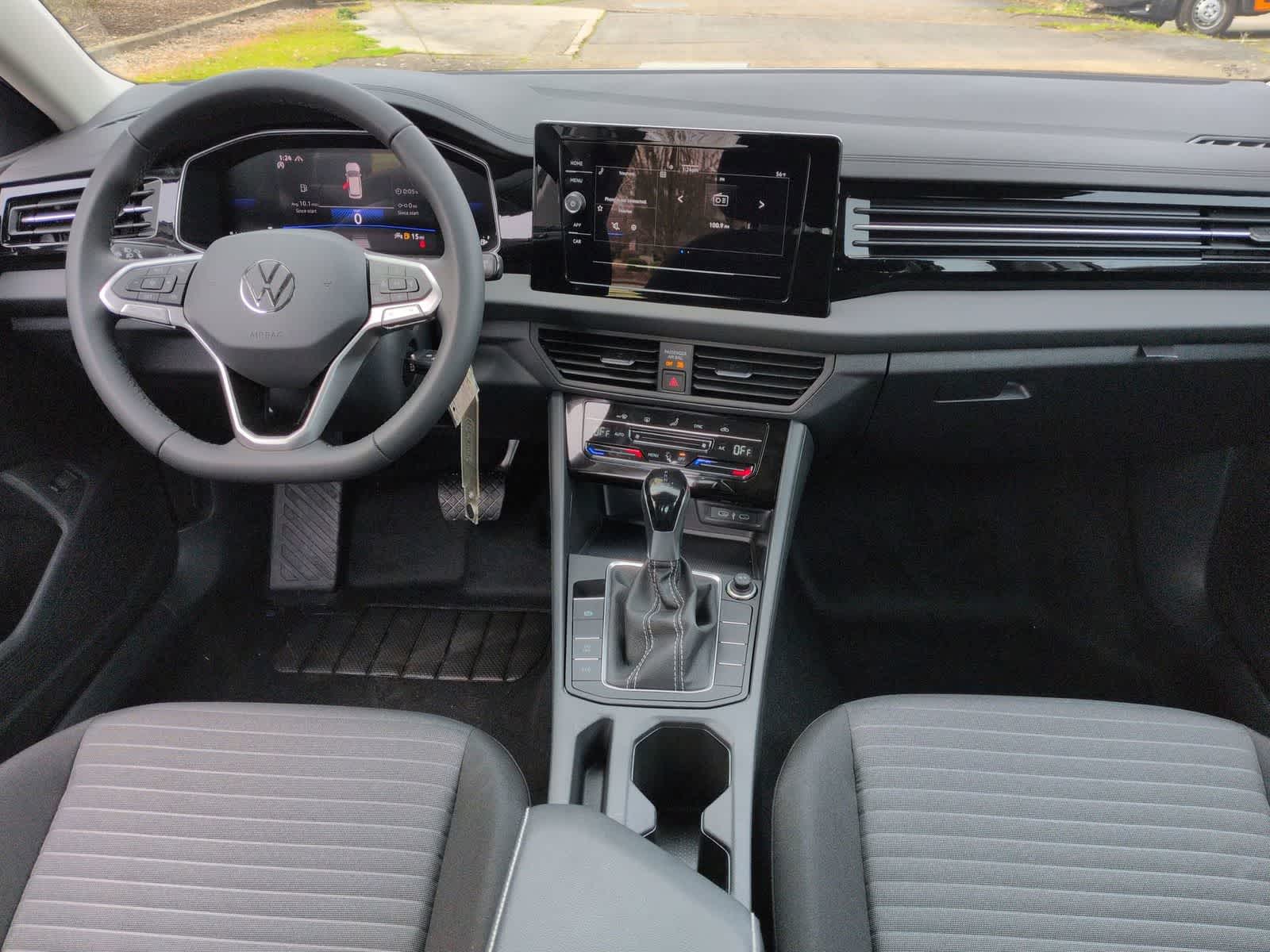 Thumbnail: 2026 Volkswagen Jetta - 15