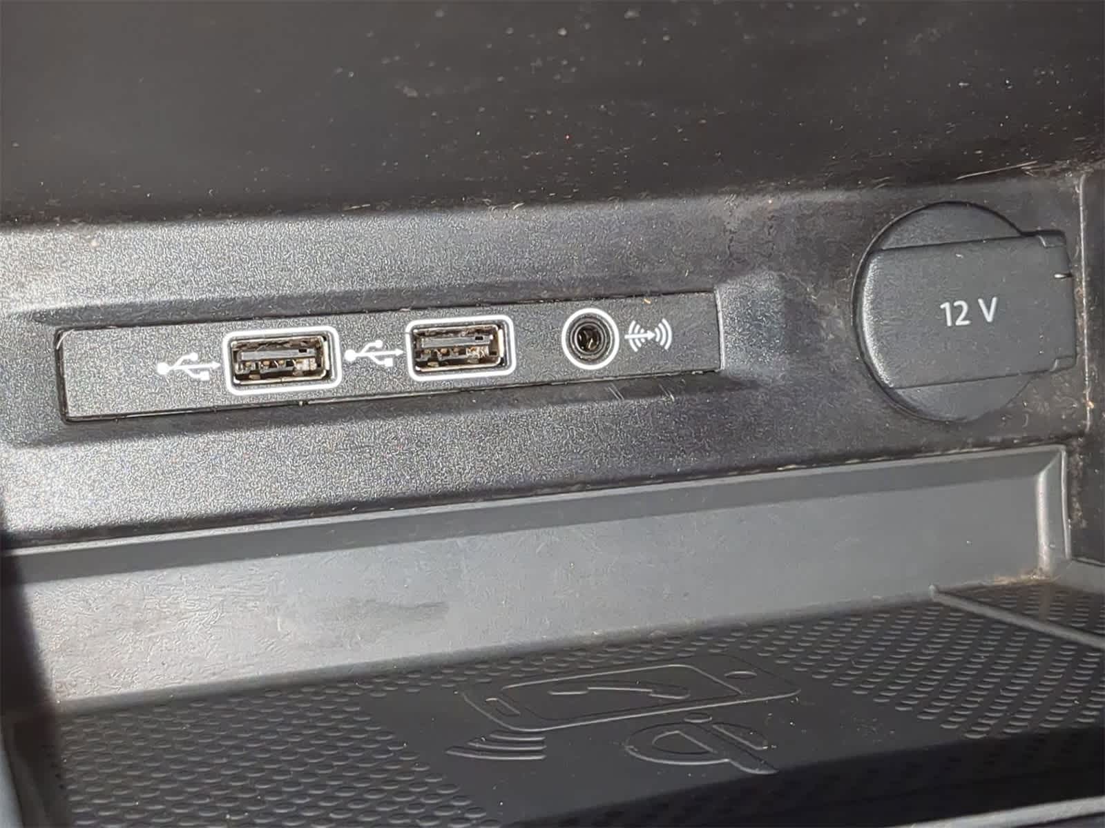 Thumbnail: 2020 Volkswagen Tiguan - 28