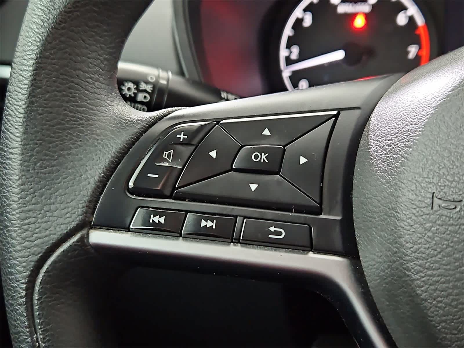 Thumbnail: 2022 Nissan Altima - 23