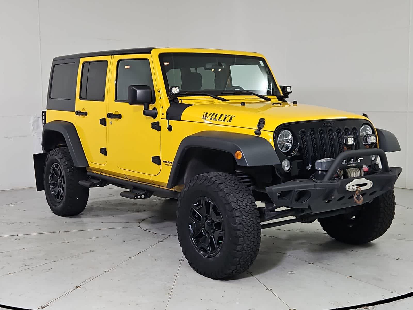 Thumbnail: 2015 Jeep Wrangler - 8