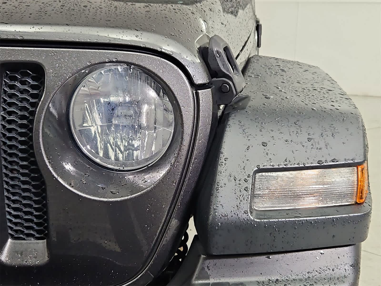 Thumbnail: 2020 Jeep Wrangler - 11