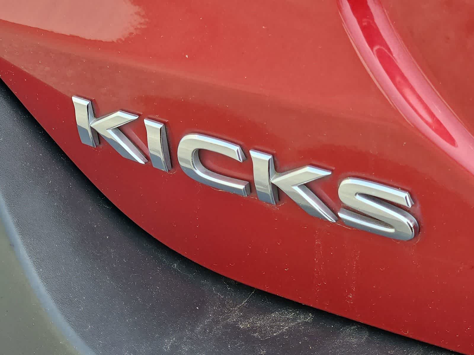 Thumbnail: 2020 Nissan Kicks - 11