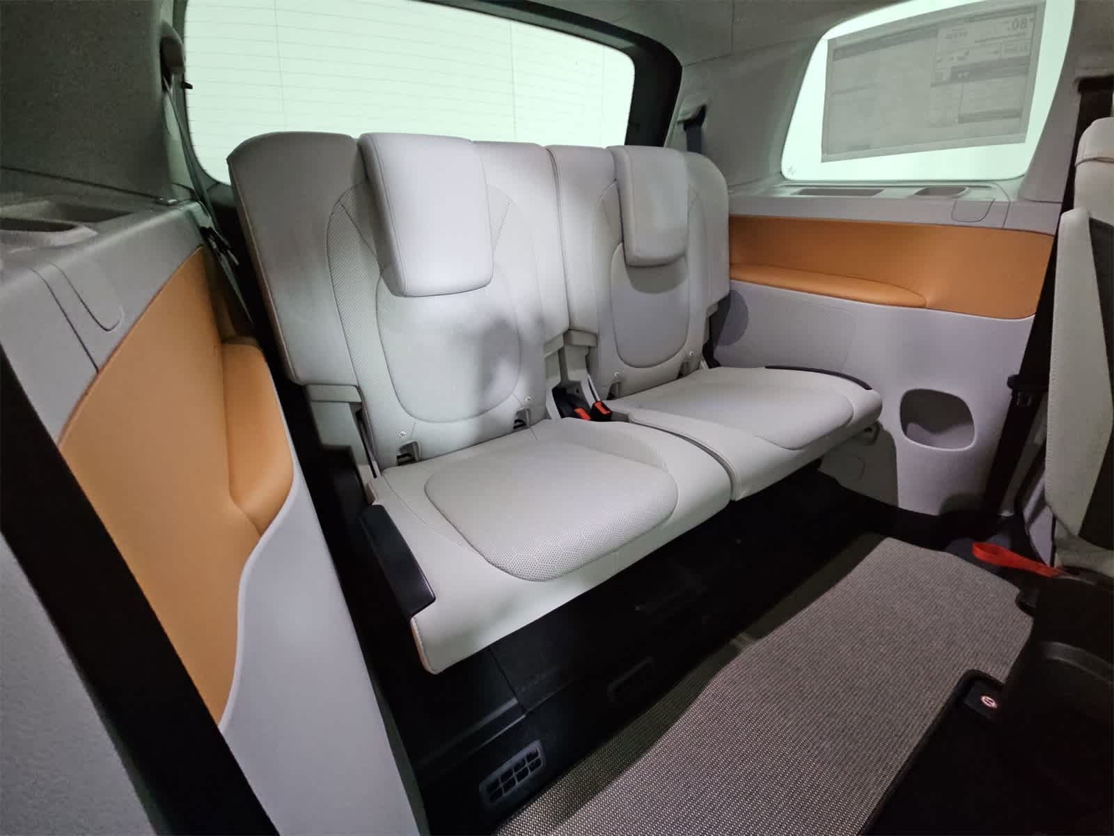 Thumbnail: 2025 Volkswagen ID.Buzz - 39