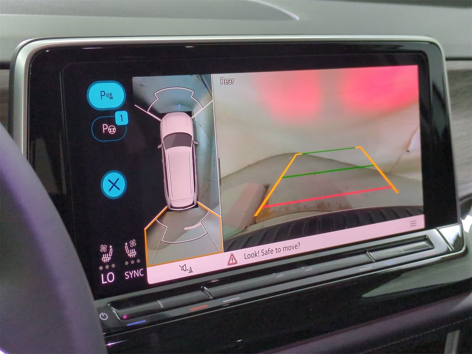 Thumbnail: 2025 Volkswagen Atlas - 31