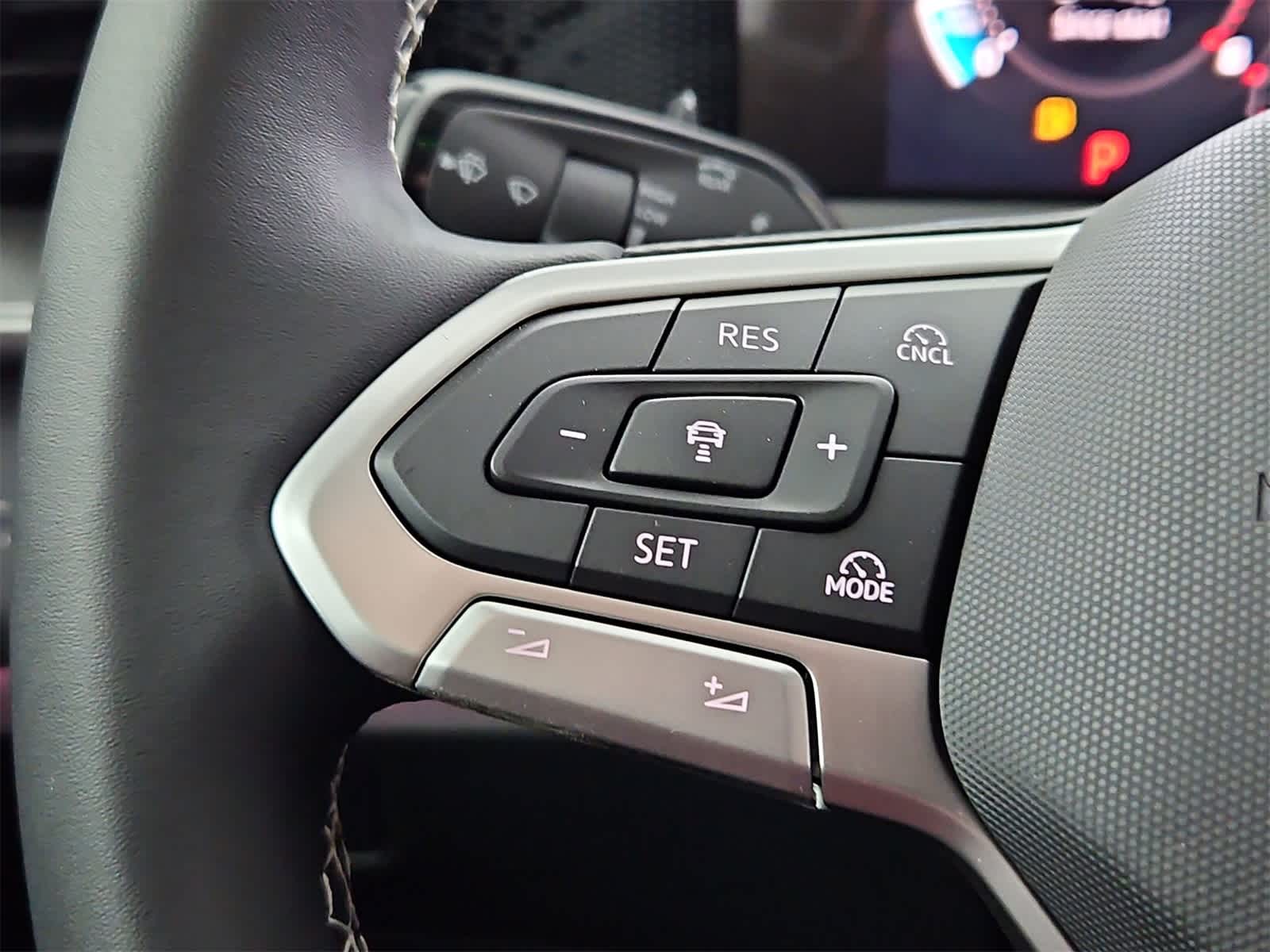 Thumbnail: 2026 Volkswagen Tiguan - 25