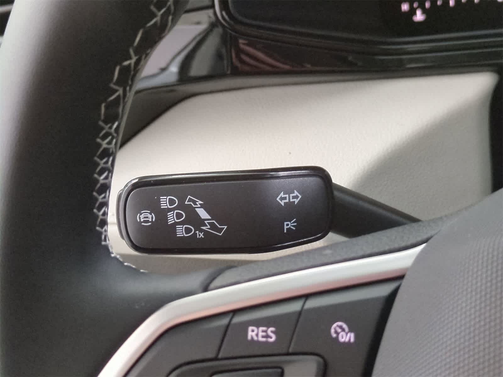 Thumbnail: 2025 Volkswagen Taos - 28