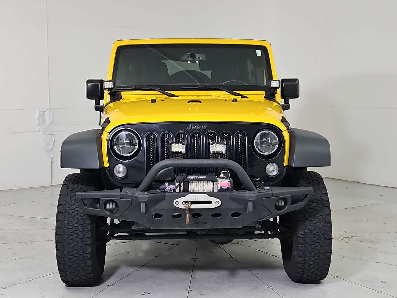 Thumbnail: 2015 Jeep Wrangler - 9