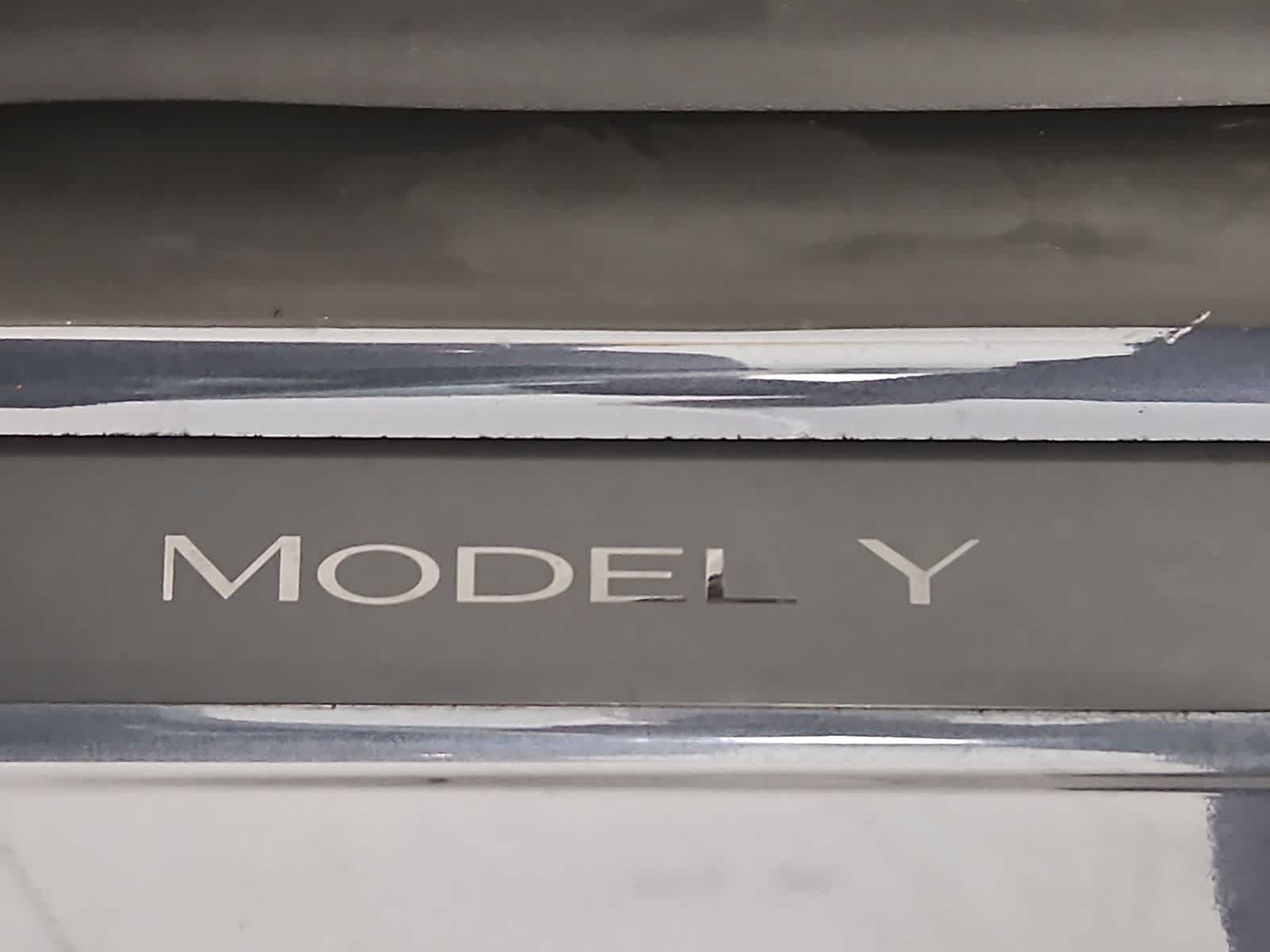Thumbnail: 2022 Tesla Model Y - 12