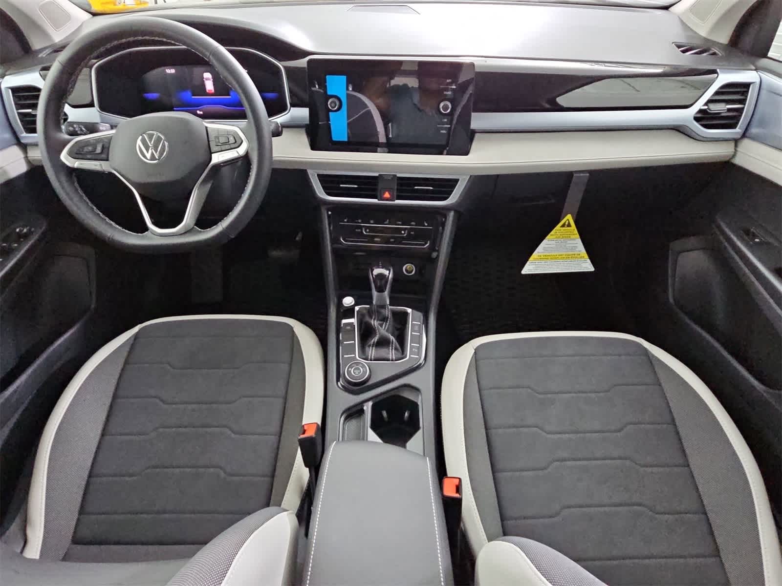 Thumbnail: 2025 Volkswagen Taos - 15