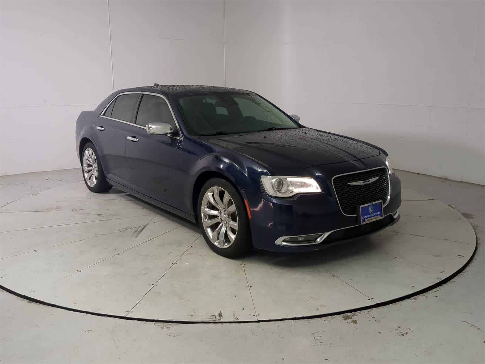 Thumbnail: 2017 Chrysler 300 - 8
